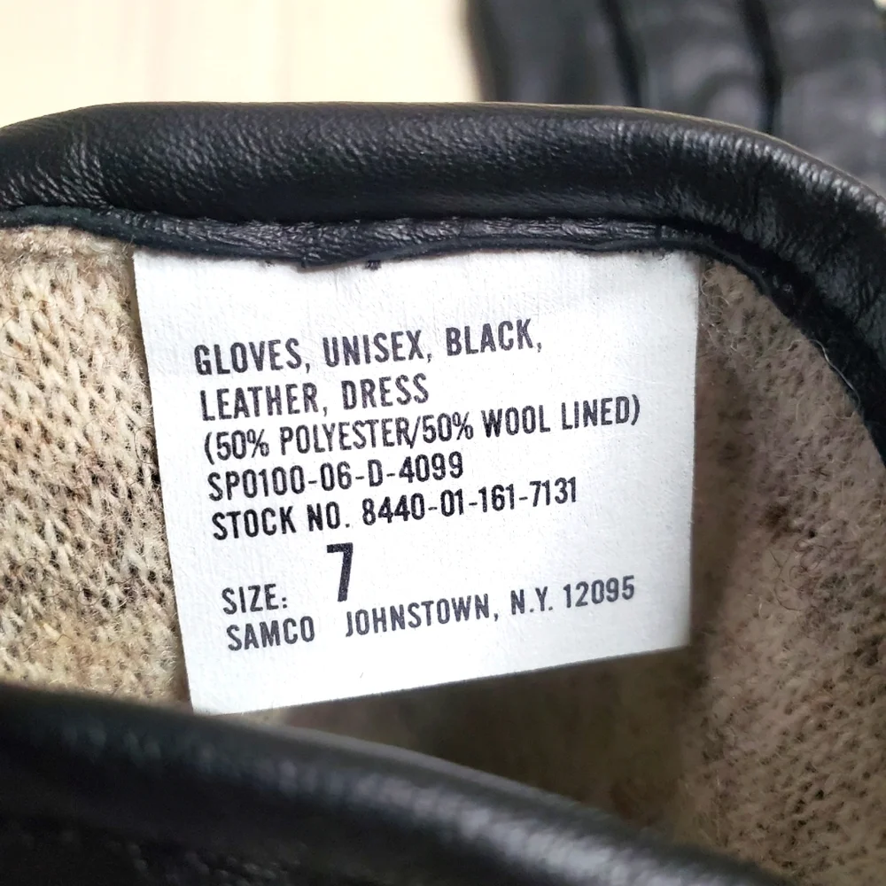 32) Black Gloves WOOL Lined Sz. 7